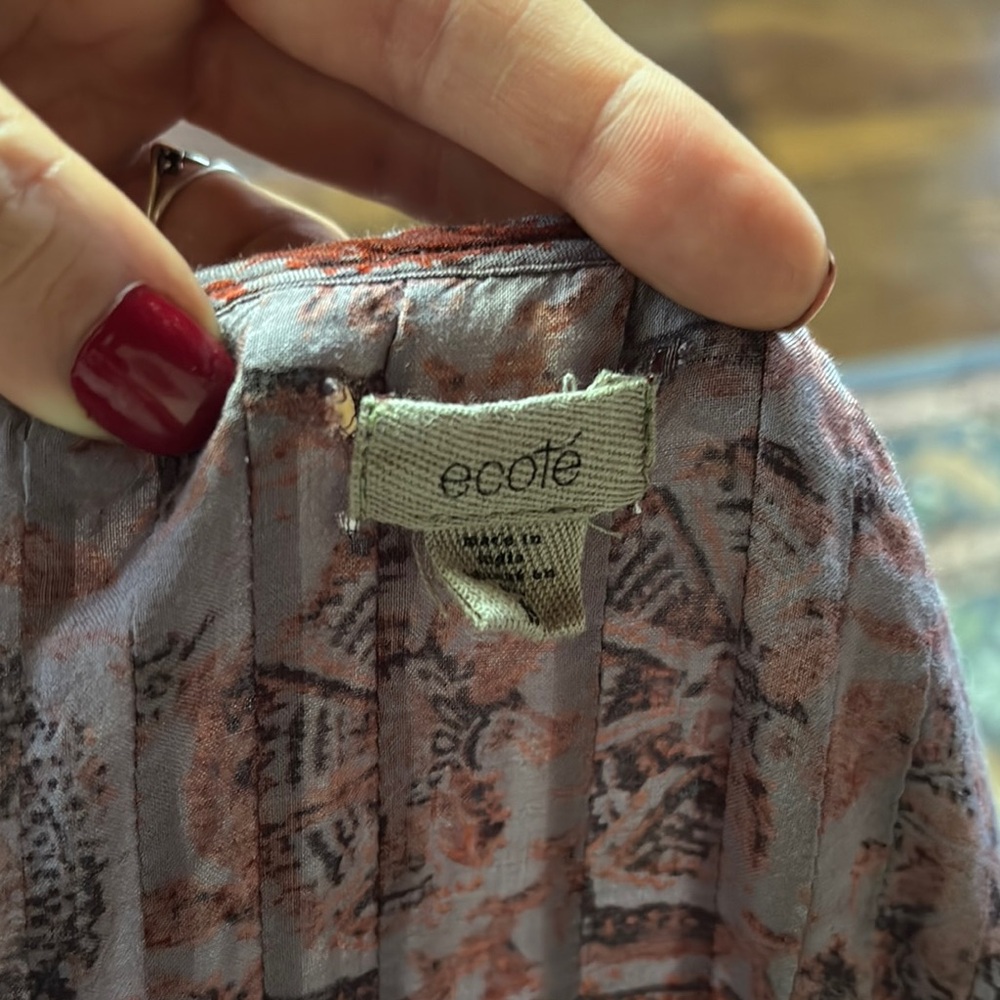 Ecote Amethyst Ivory Floral Dress - Picture 2 of 10